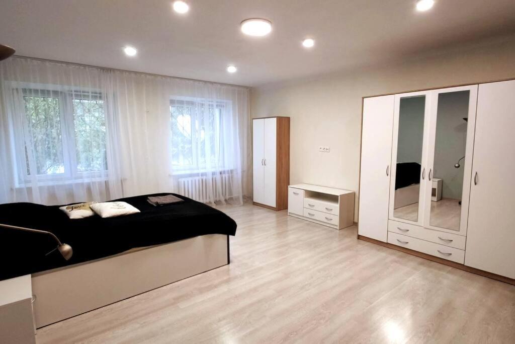 Two Room Apartment In A Prestigious Location Varsovie Extérieur photo